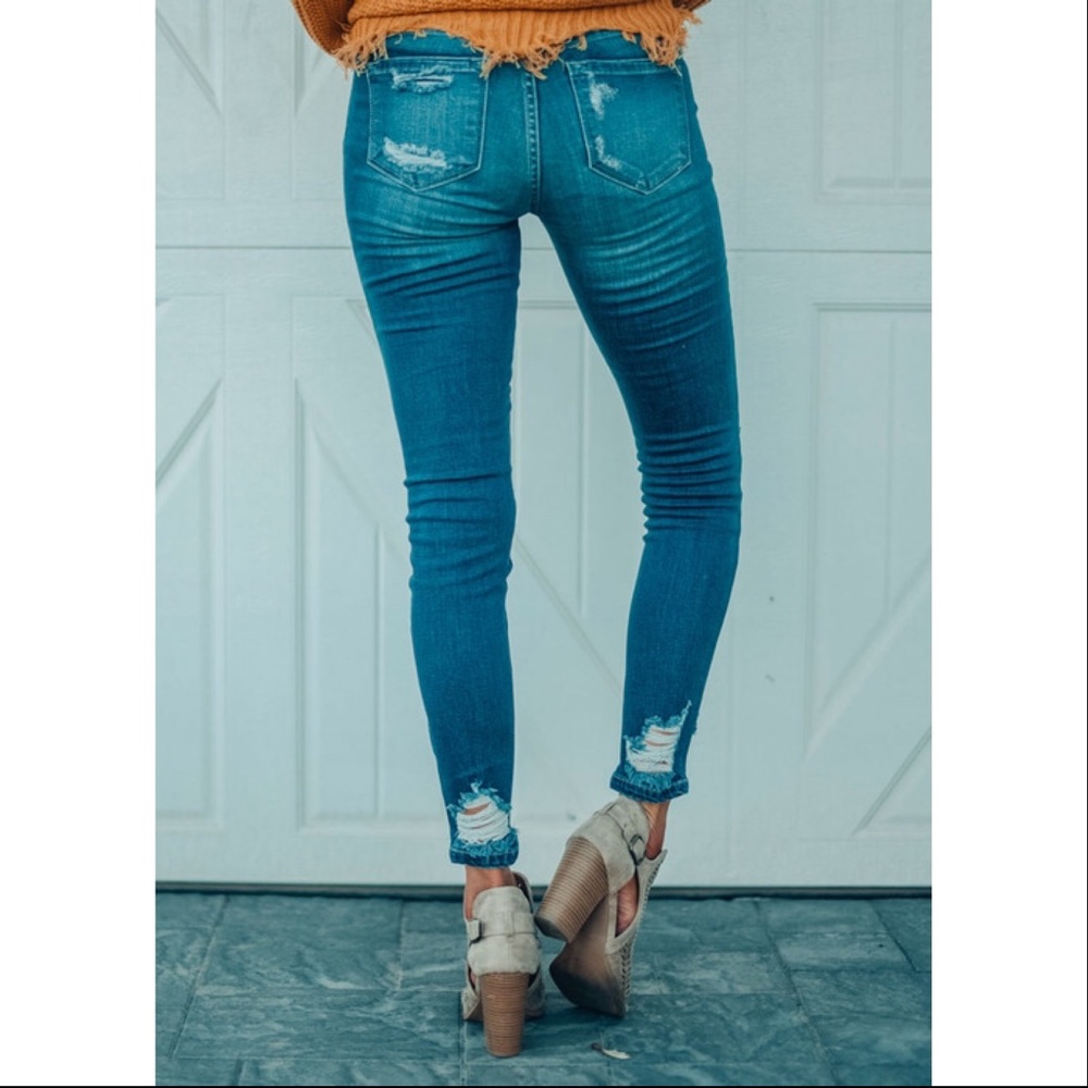 LAST 1! Natalie Distressed Frayed Skinny Jeans - Picture 5 of 6